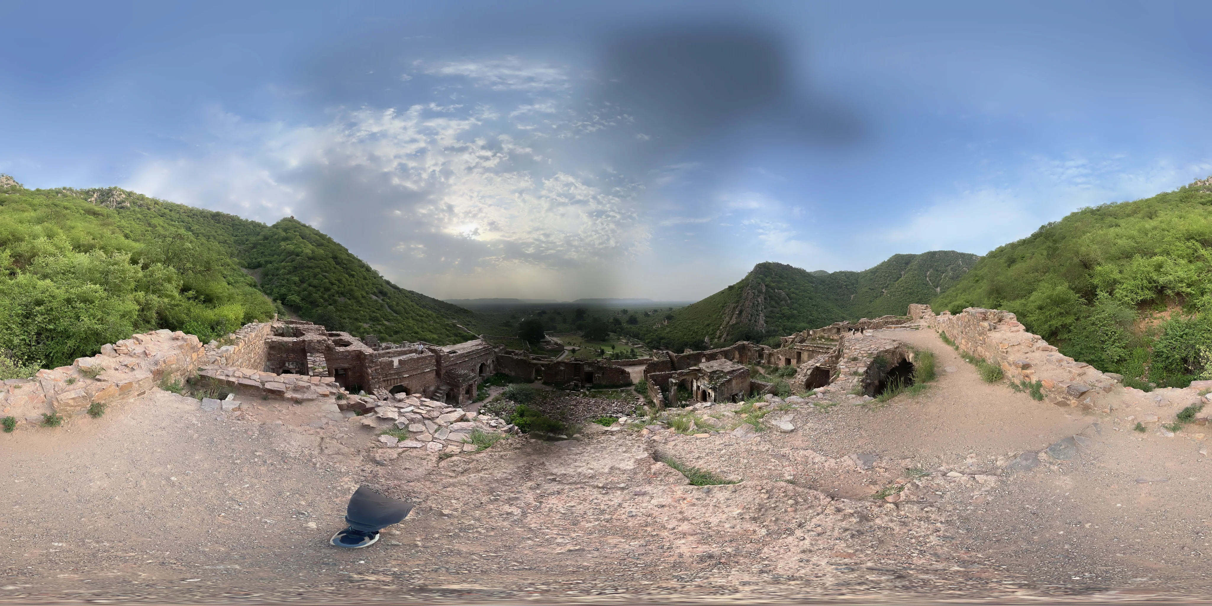 360 degree top view from Bhangarh Fort by Himanshu Rastogi